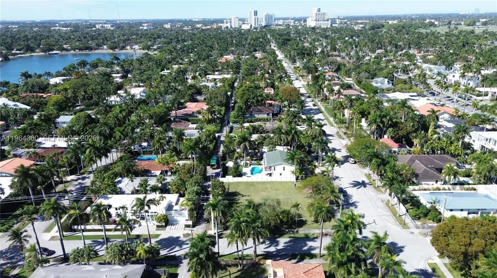 1000 Harrison St Hollywood, FL 33019