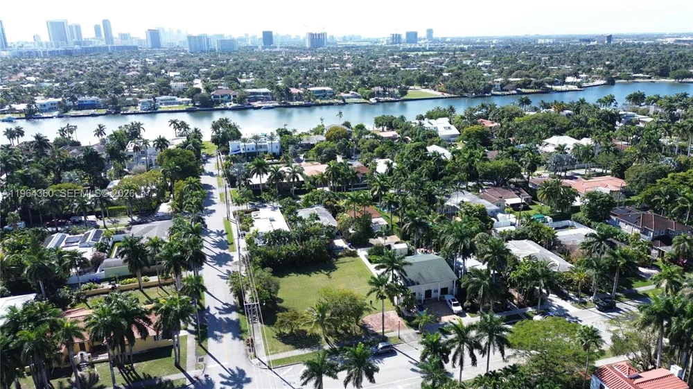 1000 Harrison St Hollywood, FL 33019