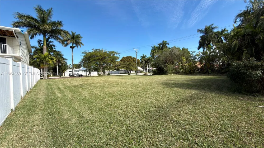 1000 Harrison St Hollywood, FL 33019