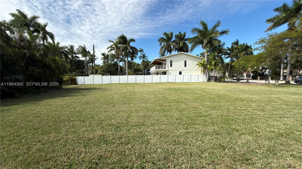 1000 Harrison St Hollywood, FL 33019