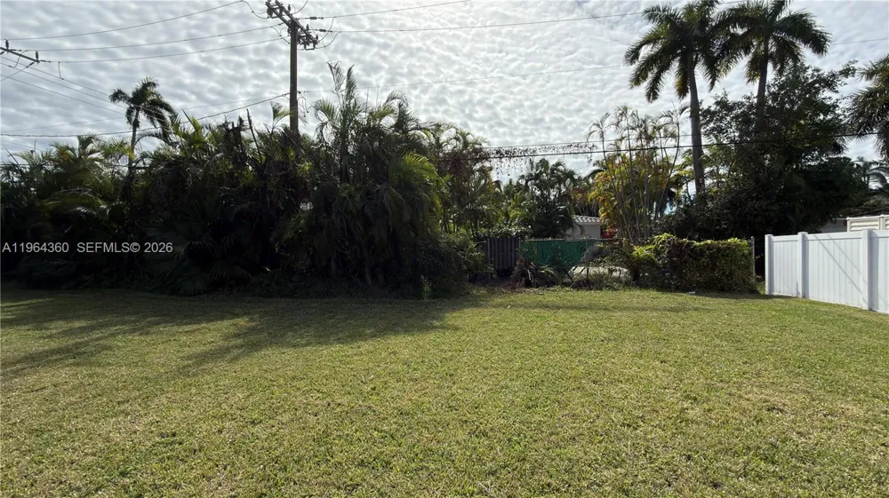 1000 Harrison St Hollywood, FL 33019