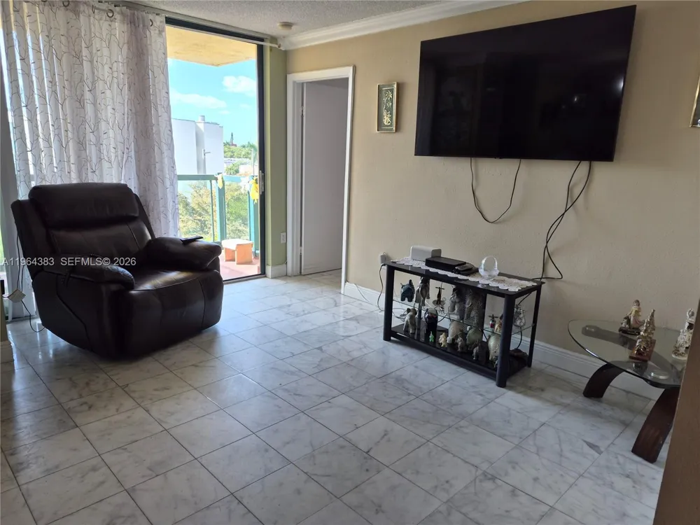 11800 SW 18th St #529-4 Miami, FL 33175