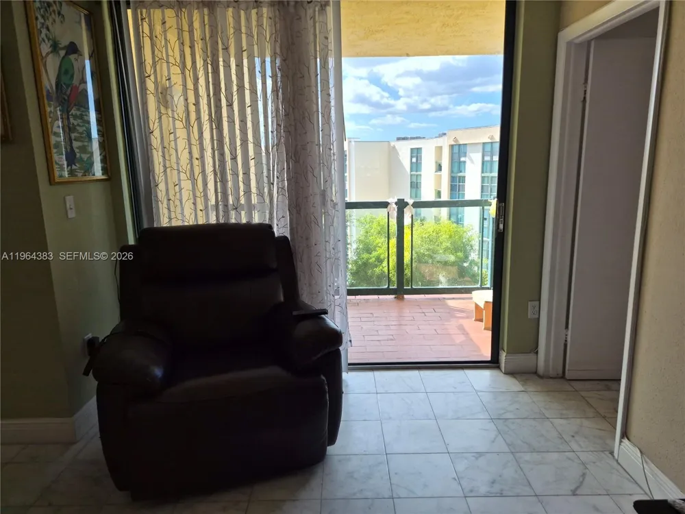 11800 SW 18th St #529-4 Miami, FL 33175