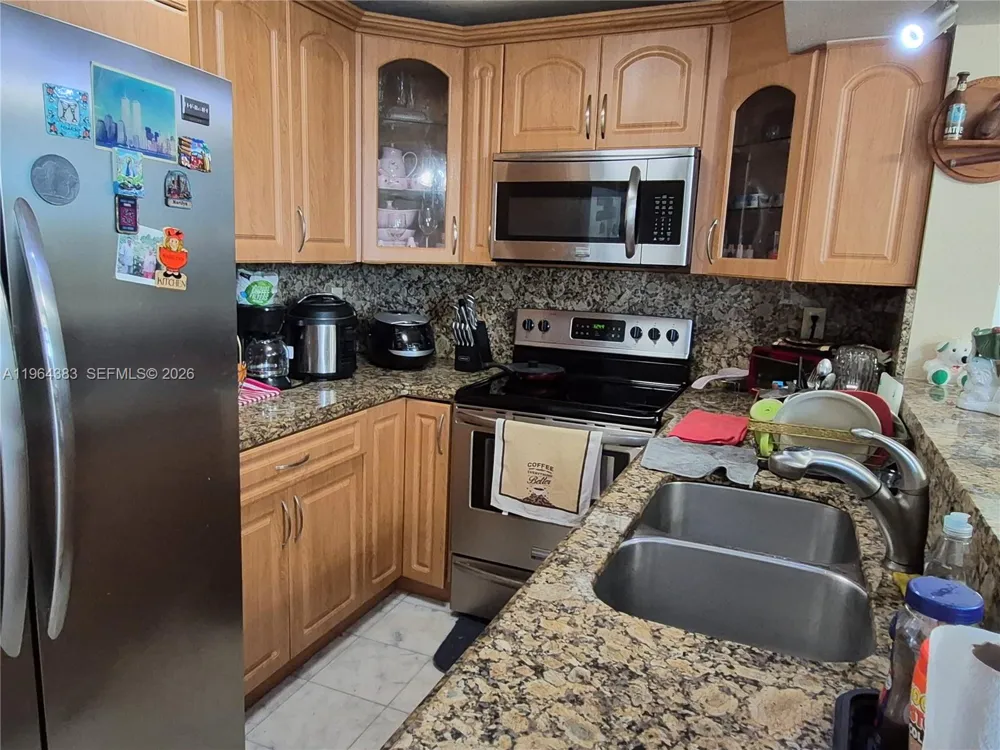 11800 SW 18th St #529-4 Miami, FL 33175