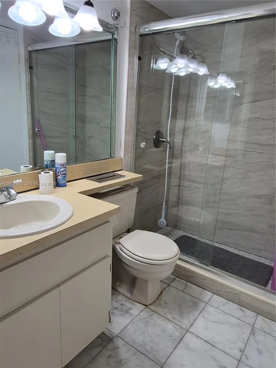 11800 SW 18th St #529-4 Miami, FL 33175