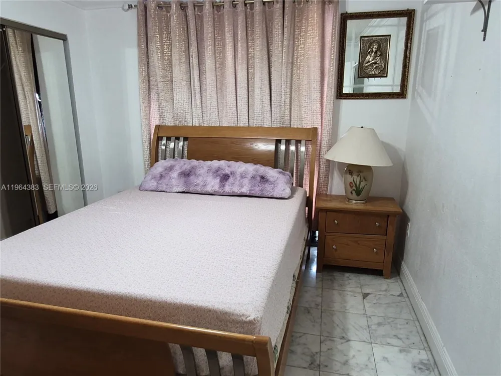 11800 SW 18th St #529-4 Miami, FL 33175