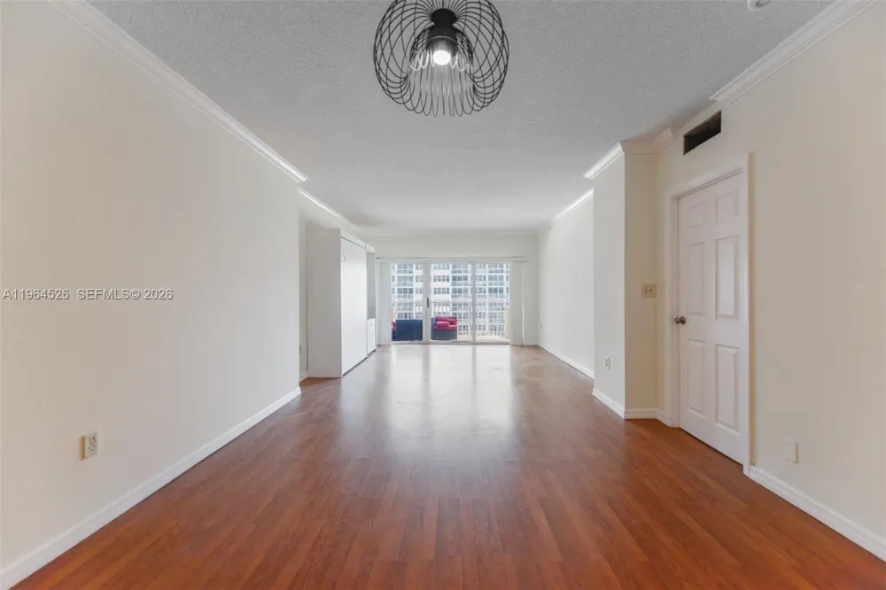 1980 S Ocean Dr #9C Hallandale Beach, FL 33009