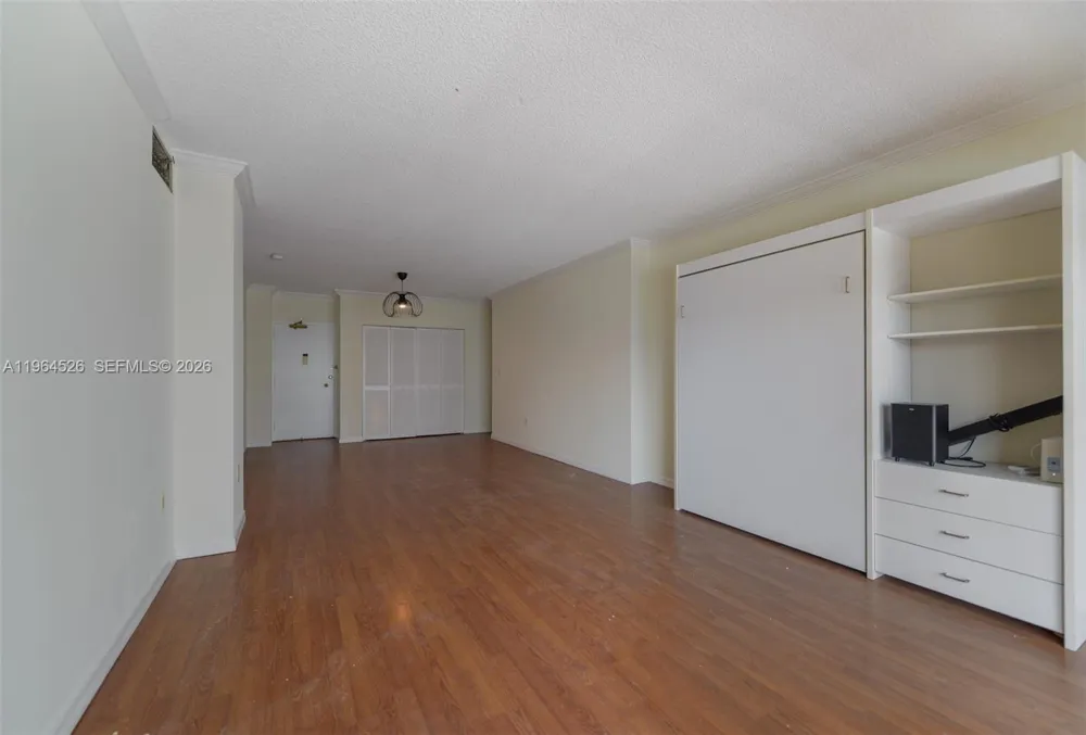 1980 S Ocean Dr #9C Hallandale Beach, FL 33009