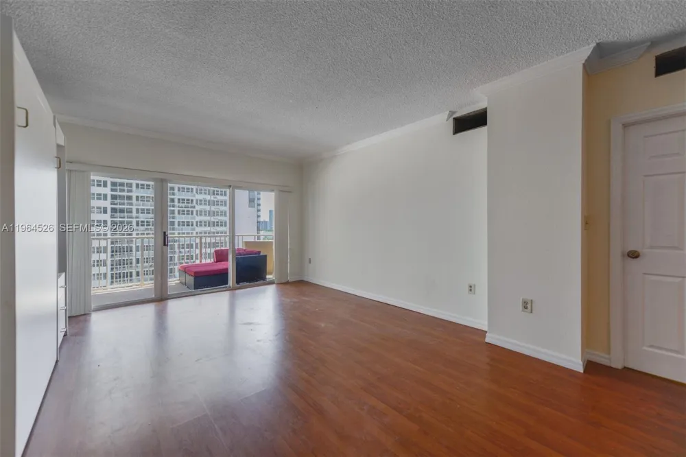 1980 S Ocean Dr #9C Hallandale Beach, FL 33009