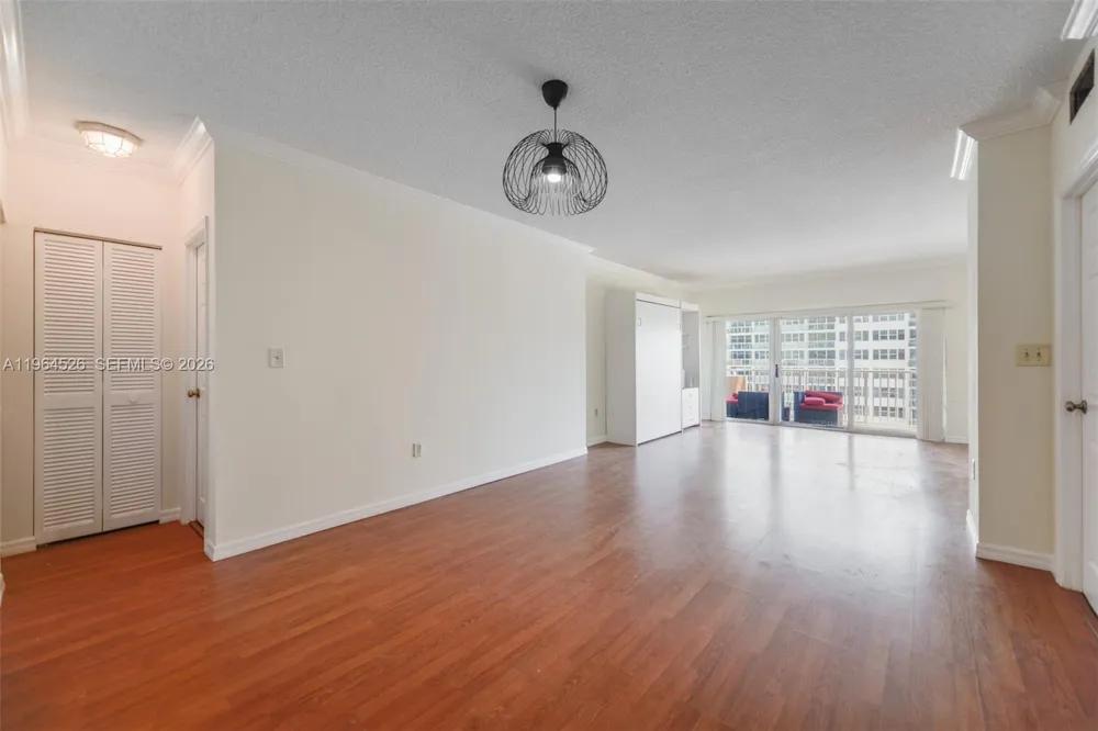 1980 S Ocean Dr #9C Hallandale Beach, FL 33009