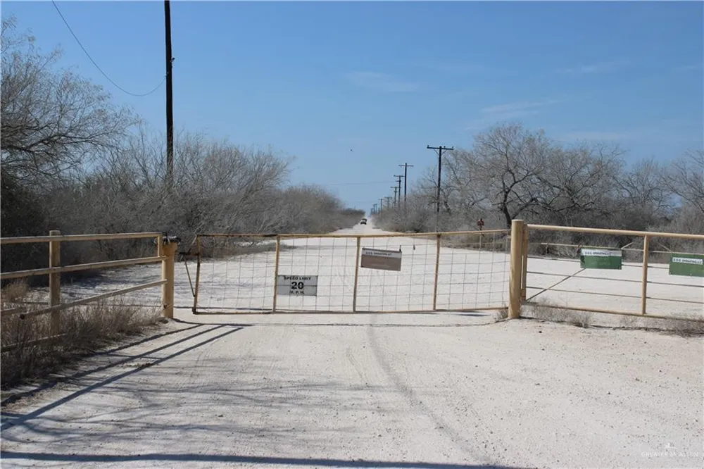 0 Private Encino, TX 78353