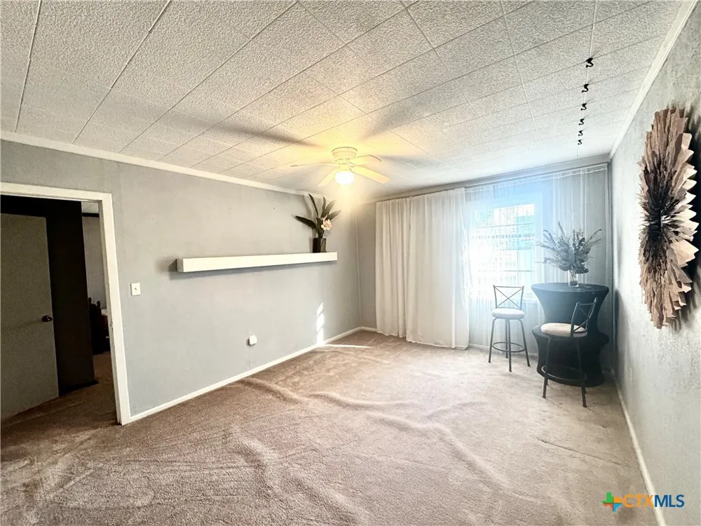 2165 County Rd 457 La Ward, TX 77957