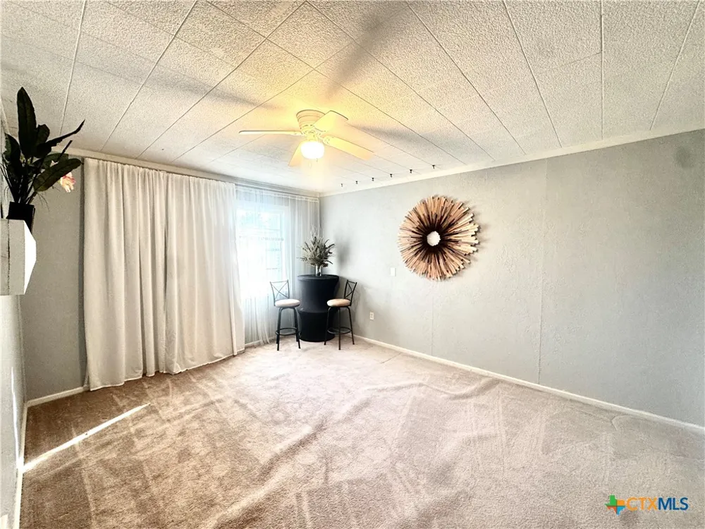 2165 County Rd 457 La Ward, TX 77957