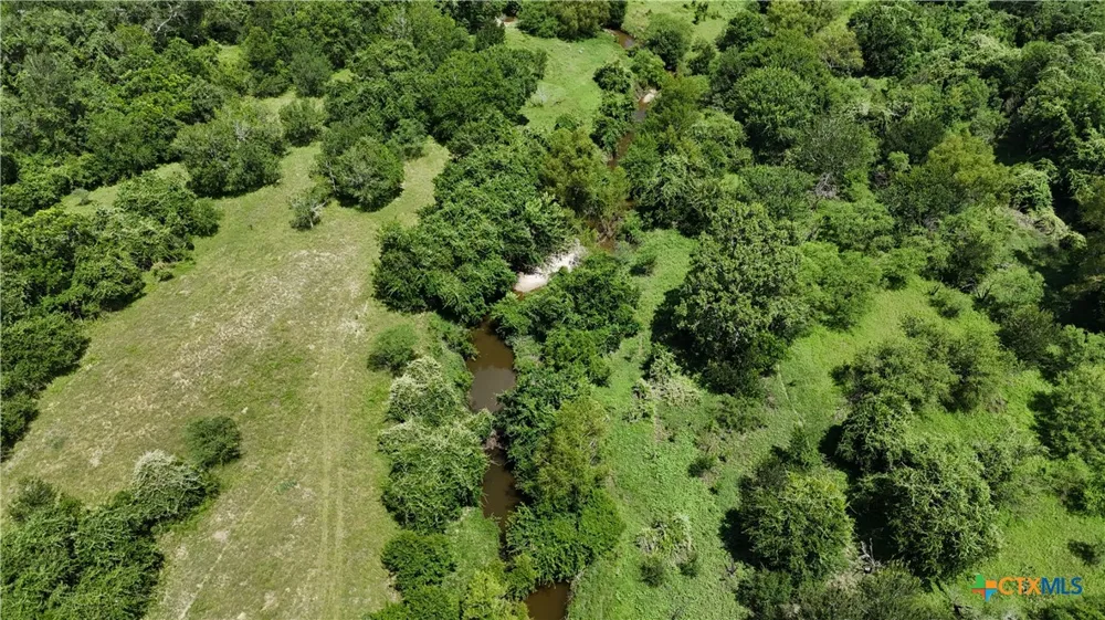 750 Lassman Road Goliad, TX 77963