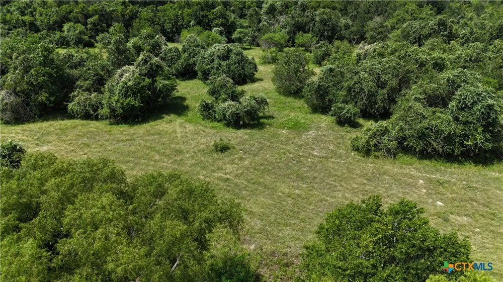 750 Lassman Road Goliad, TX 77963