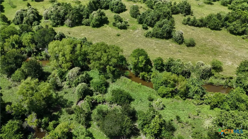 750 Lassman Road Goliad, TX 77963
