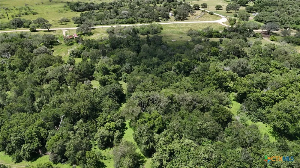 750 Lassman Road Goliad, TX 77963