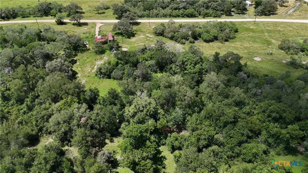 750 Lassman Road Goliad, TX 77963