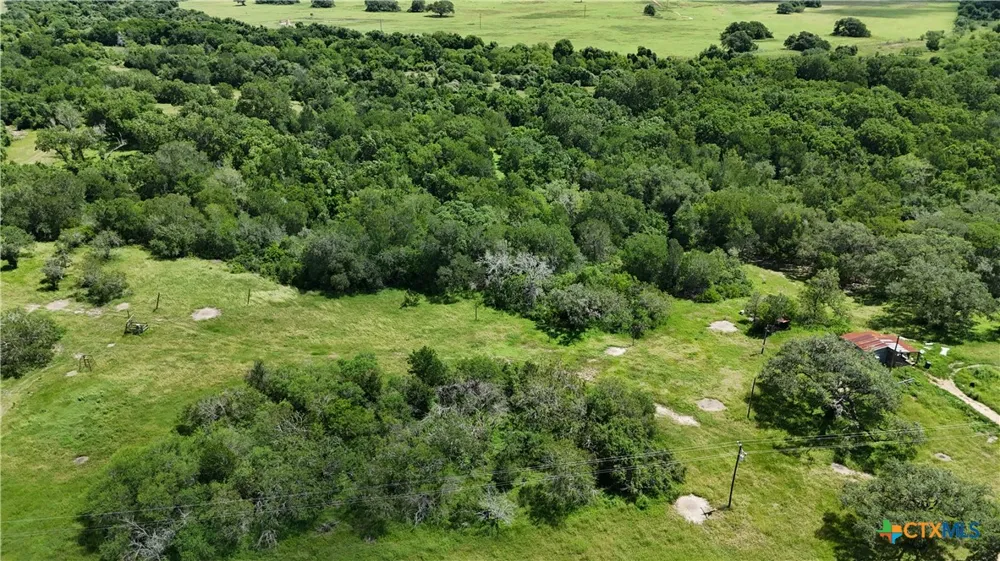 750 Lassman Road Goliad, TX 77963