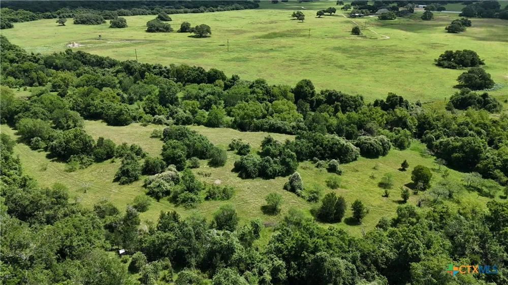 750 Lassman Road Goliad, TX 77963