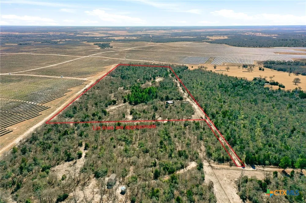 1310 Perry Lane Thorndale, TX 76577
