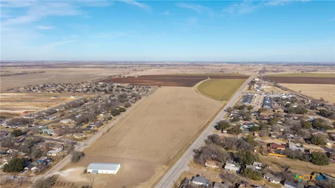 N Lone Star Parkway