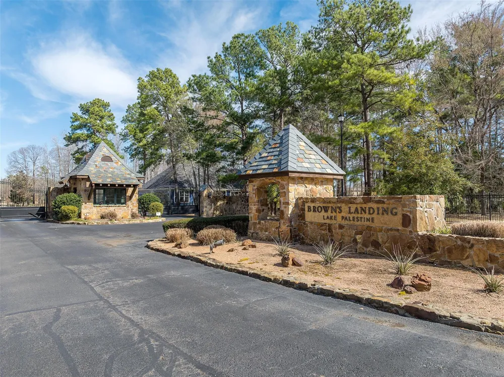 5670 Nathan Drive Chandler, TX 75758