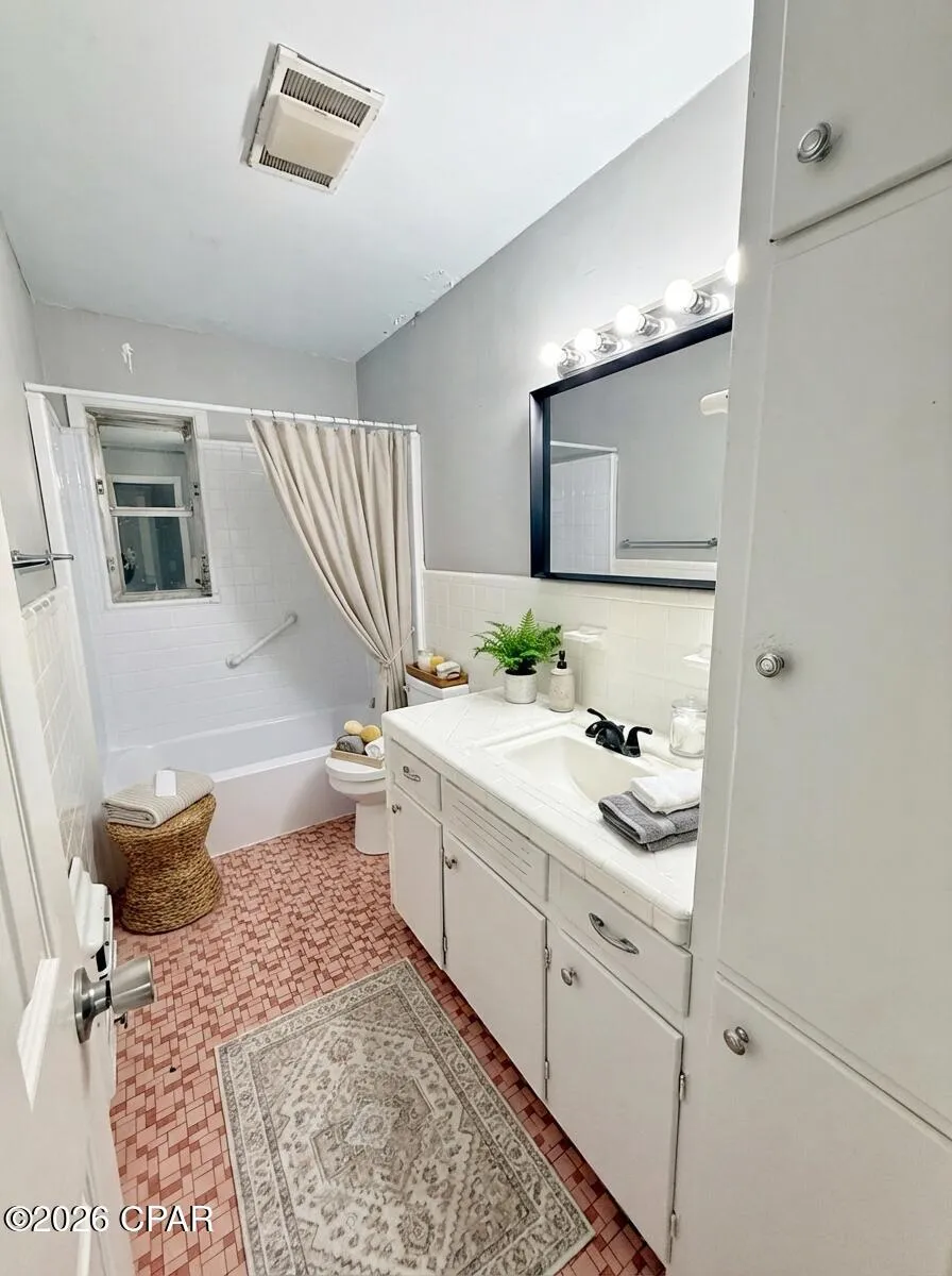 2944 Cherokee Street Marianna, FL 32446