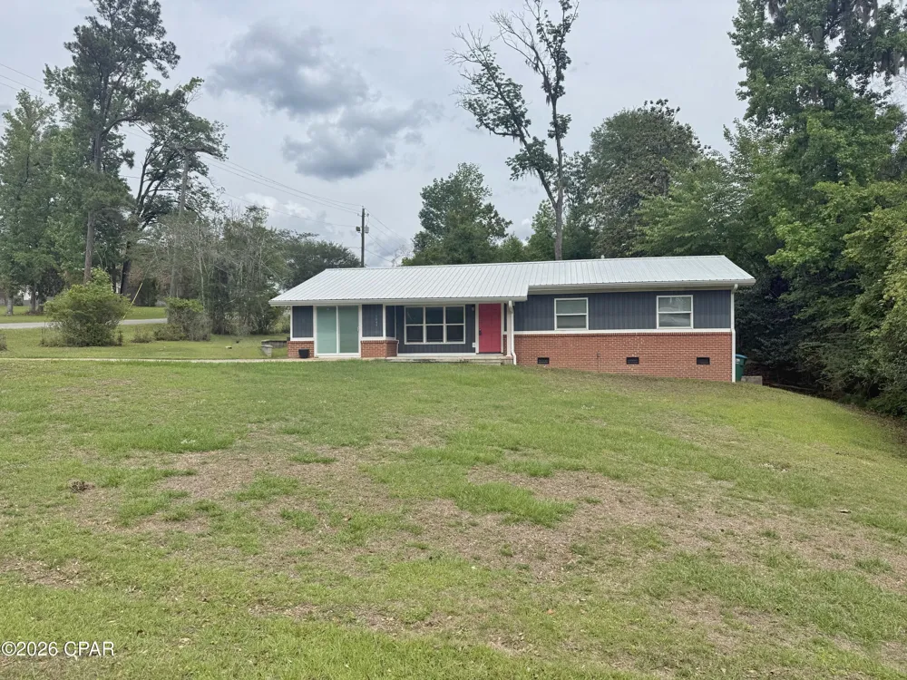 2944 Cherokee Street Marianna, FL 32446