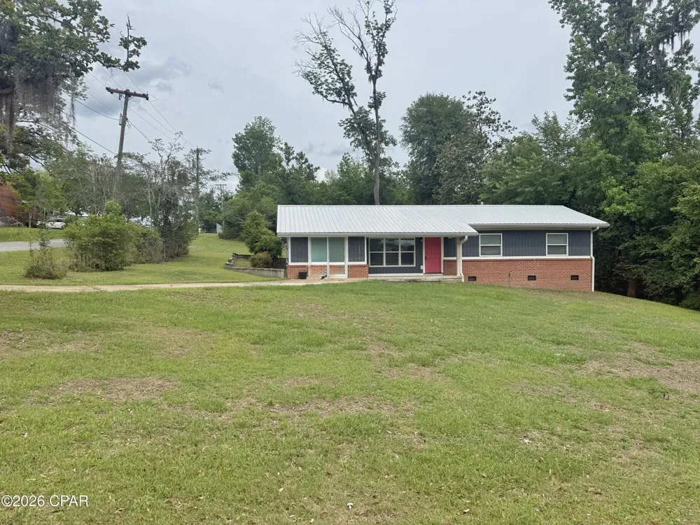 2944 Cherokee Street Marianna, FL 32446