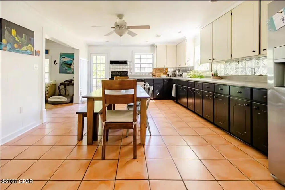 130 Coach Wagoner Street Apalachicola, FL 32320
