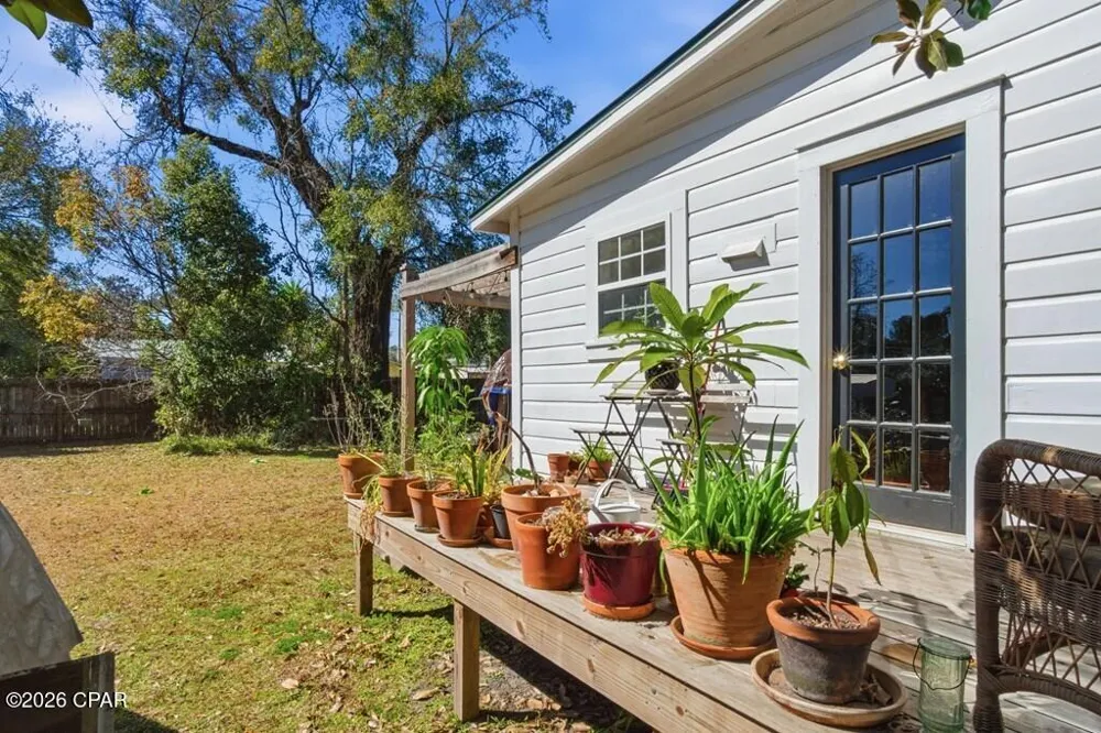 130 Coach Wagoner Street Apalachicola, FL 32320