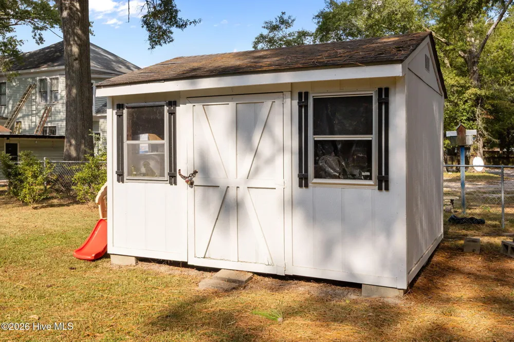 607 W Main Street Williamston, NC 27892