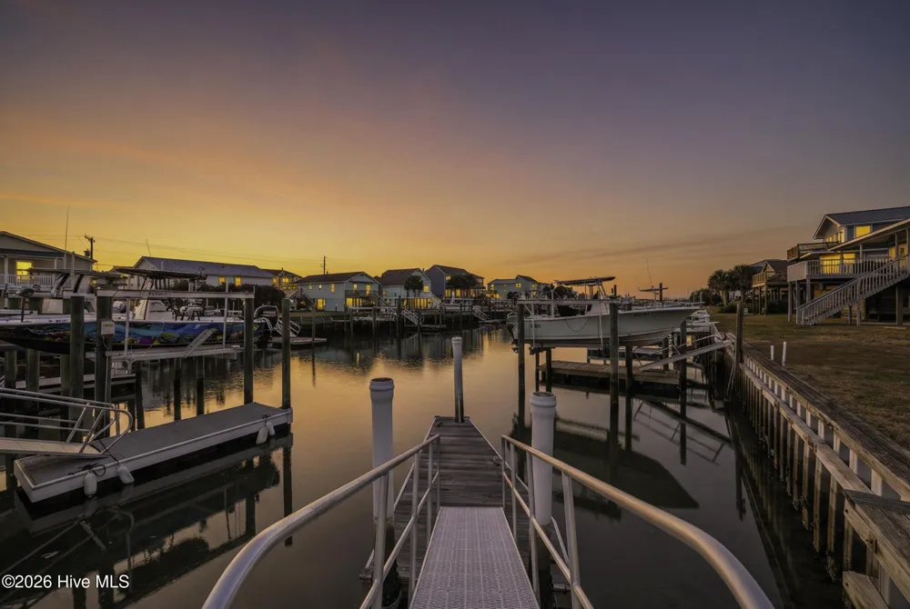 103 Mcleod Avenue Topsail Beach, NC 28445