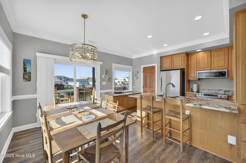 103 Mcleod Avenue Topsail Beach, NC 28445