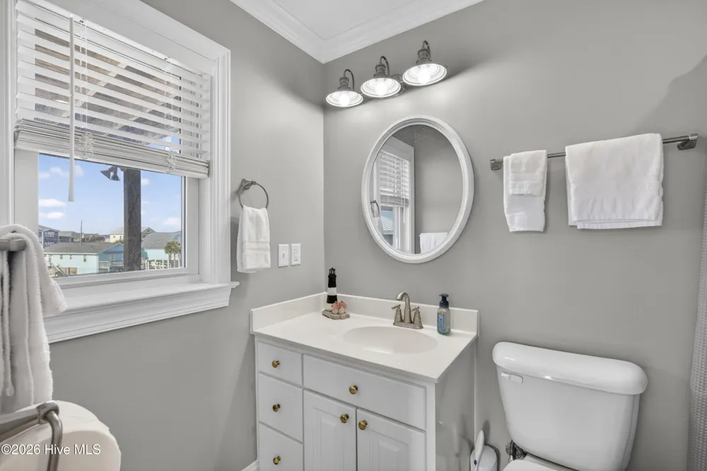103 Mcleod Avenue Topsail Beach, NC 28445