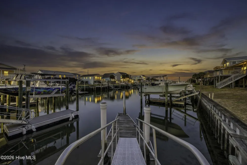 103 Mcleod Avenue Topsail Beach, NC 28445