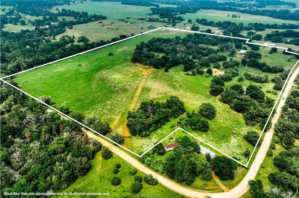 10610 County Road 322 Caldwell, TX 77836