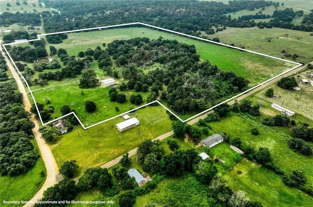 10610 County Road 322 Caldwell, TX 77836