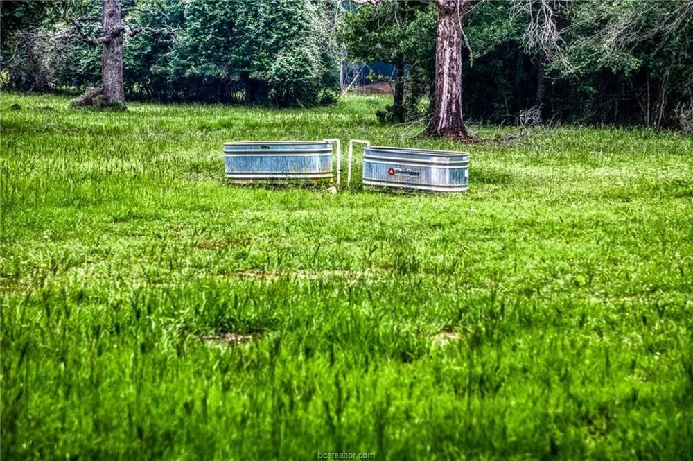 10610 County Road 322 Caldwell, TX 77836