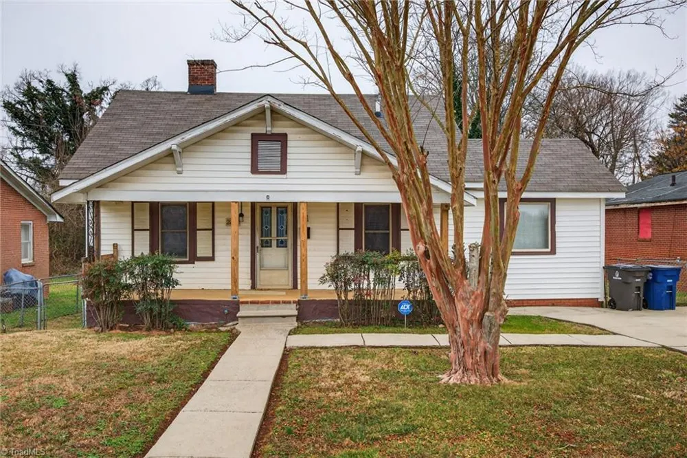 2820 Manchester Street