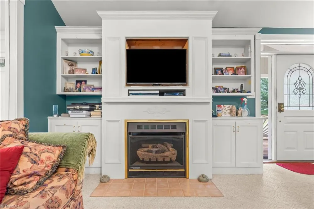 156 Brooks Street Troutman, NC 28166