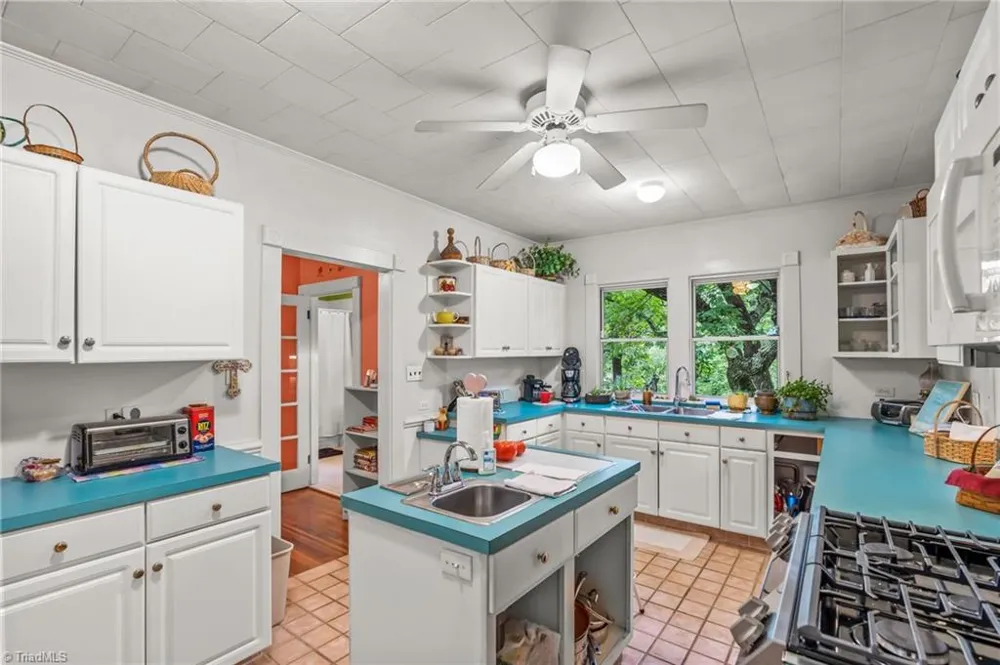 156 Brooks Street Troutman, NC 28166