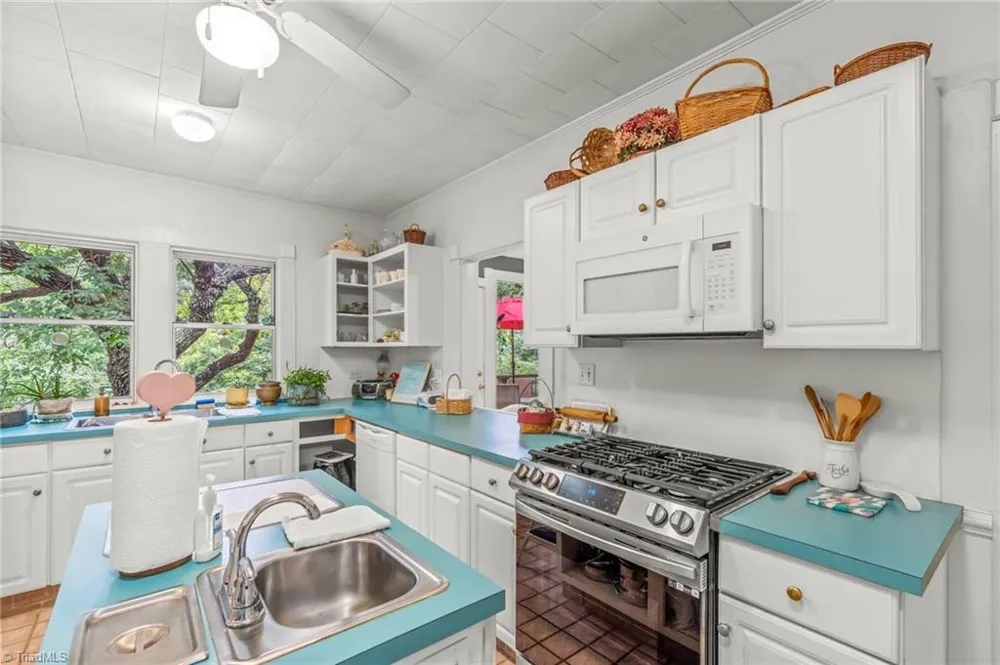 156 Brooks Street Troutman, NC 28166