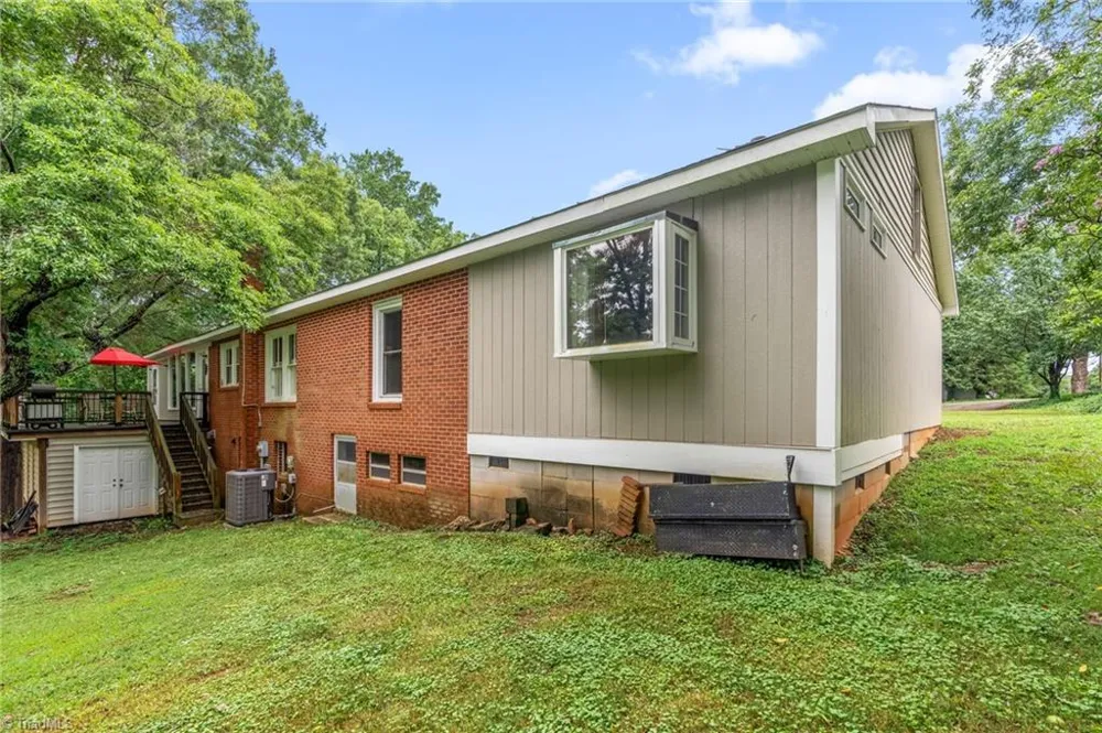 156 Brooks Street Troutman, NC 28166