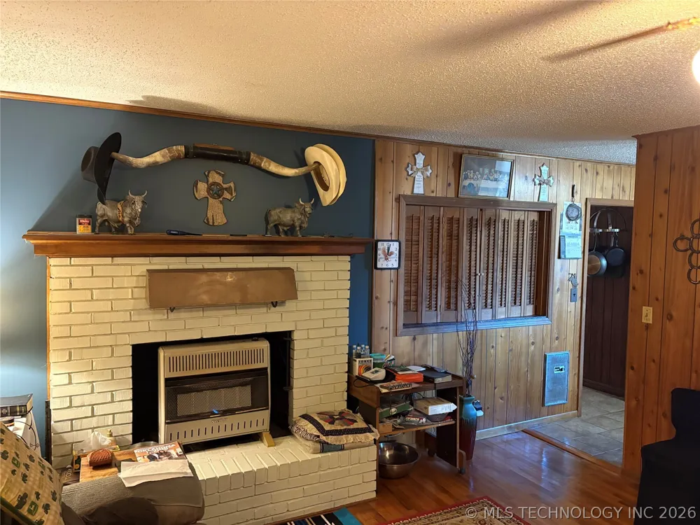 9520 160 ROAD Beggs, OK 74421