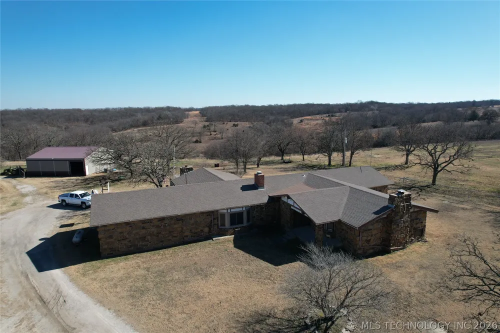 9520 160 ROAD Beggs, OK 74421
