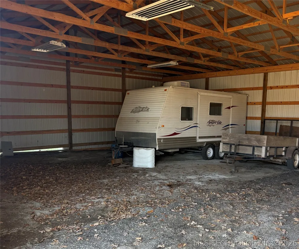 9520 160 ROAD Beggs, OK 74421