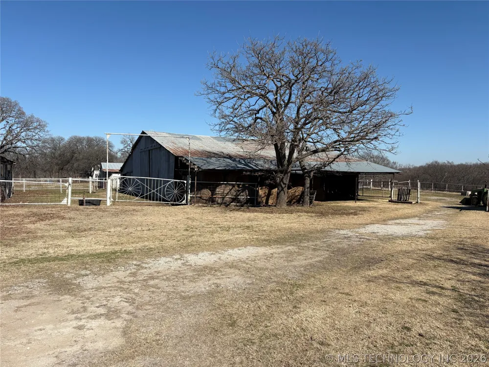 9520 160 ROAD Beggs, OK 74421