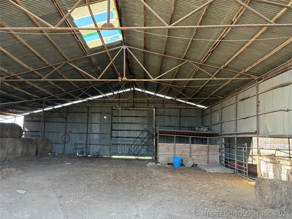 9520 160 ROAD Beggs, OK 74421
